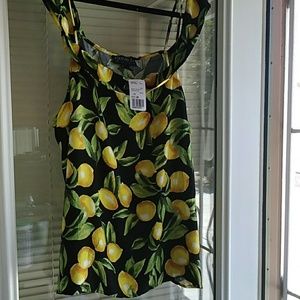 🍋 Forever 21 off the shoulder Lemon print shirt